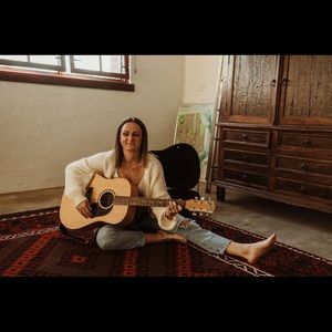 Meet your Posher, Whitney